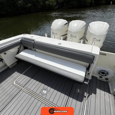 2005 Hydra-Sports 3300 VX – NO RESERVE PRICE